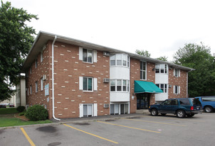 Building Photo - Enjoy a small community in an ideal Richfi...