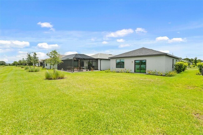 Building Photo - 6560 Silverstar Dr