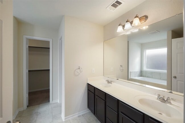 Building Photo - 2148 Pacific Loon Ln