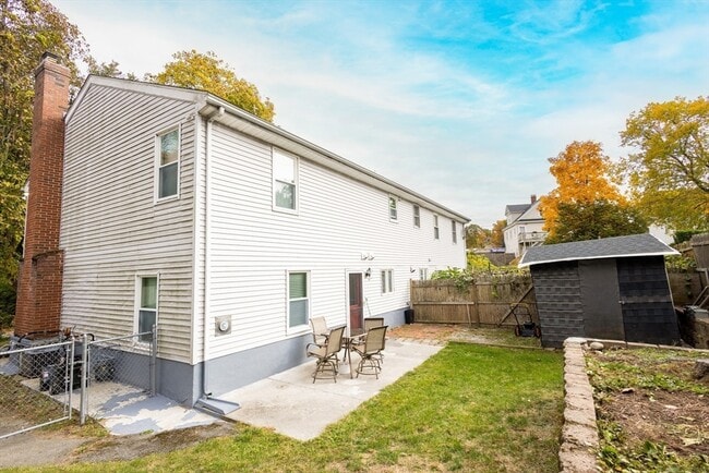 Building Photo - 5337 Washington St