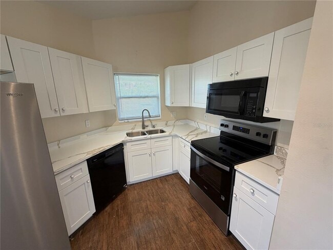 Building Photo - 7224 49th Ave E