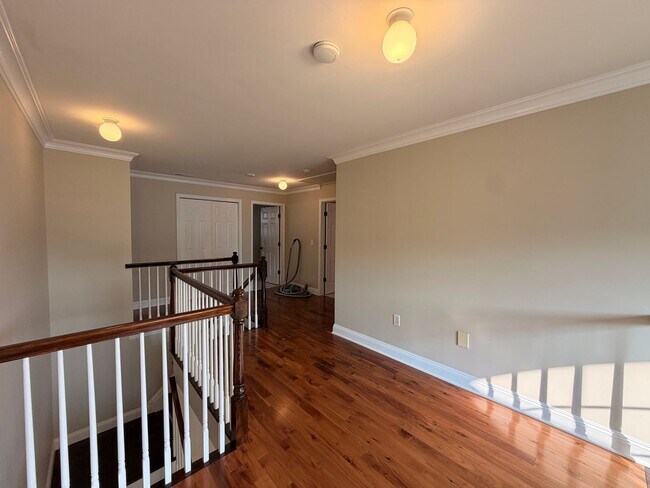 Building Photo - 87 Timberhill Dr