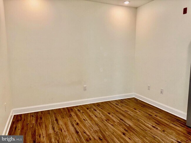 Building Photo - 509 Gorgas Ln