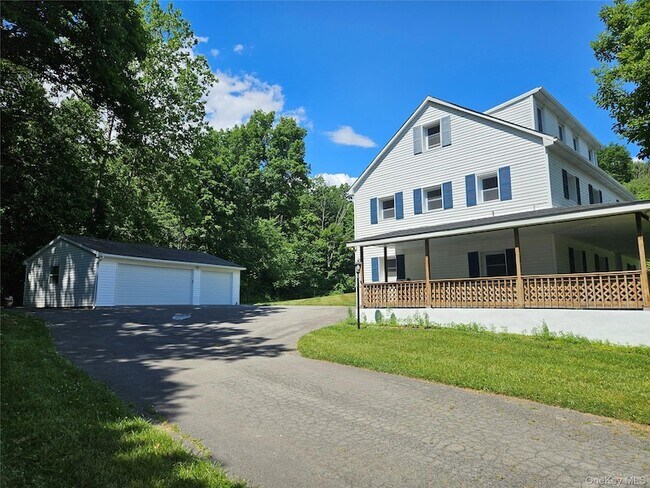 Building Photo - 748 Greenville Turnpike