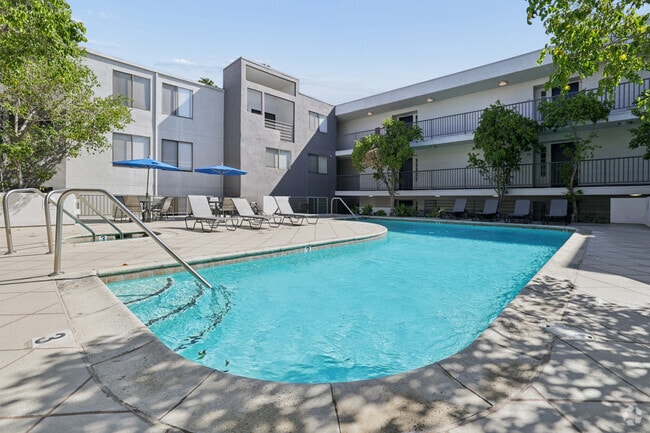 Building Photo - Laurel Terrace