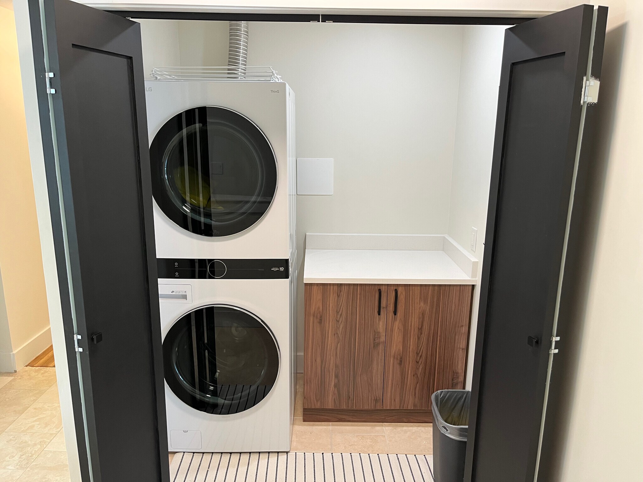 Building Photo - 2754 N Prospect St