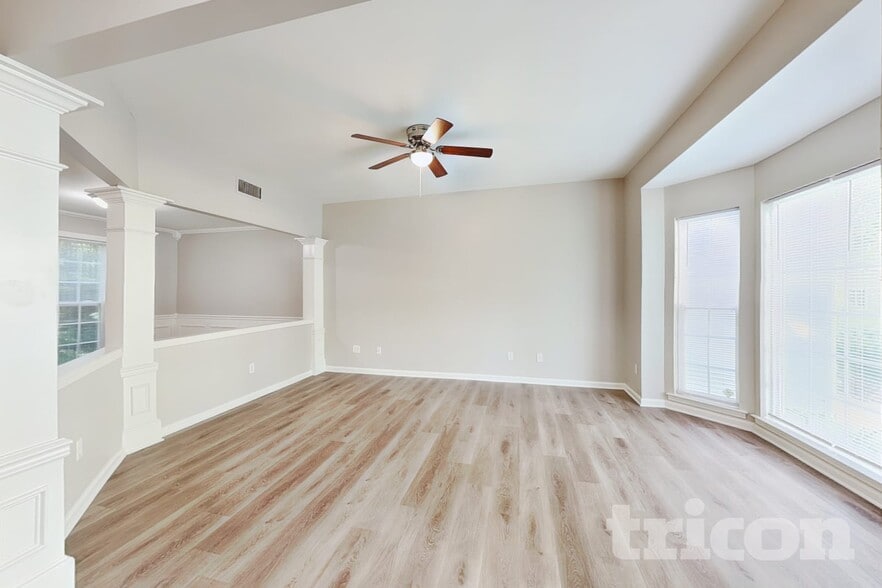 Building Photo - 1549 Rumstone Ln