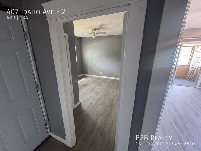 Building Photo - 407 Idaho Ave