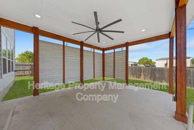 Building Photo - 9683 Shorebird Ln