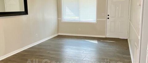 Building Photo - 1848 Howland Blvd