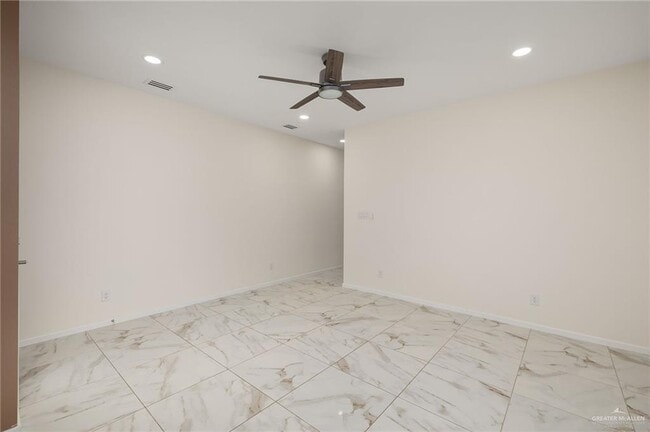 Building Photo - 2807 Stablewood
