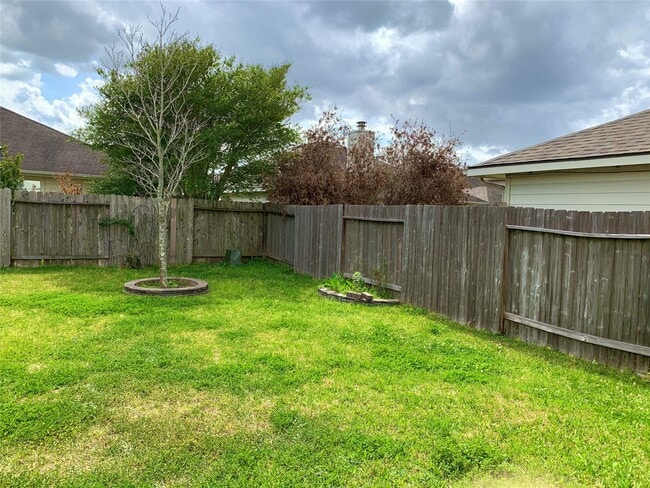 Building Photo - 25203 Bluma Ranch Dr