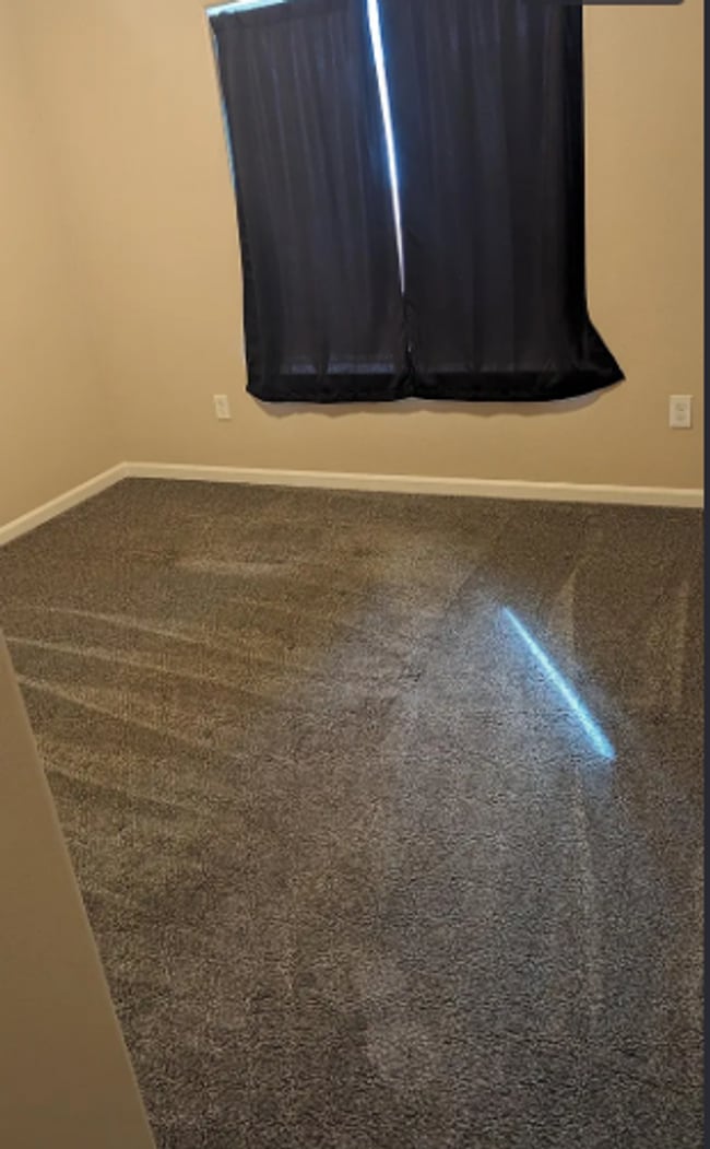 Building Photo - Now Available 3 bedroom| 2 baths 1597sqft home in Fallon! Must See!