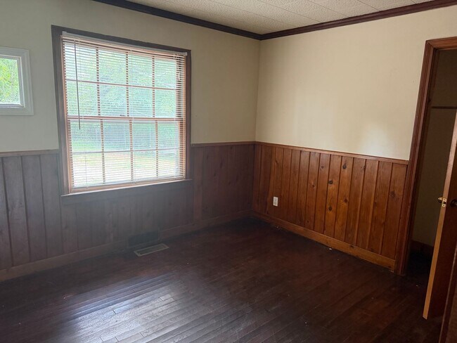 Building Photo - 1724 Carriage Cove Ln