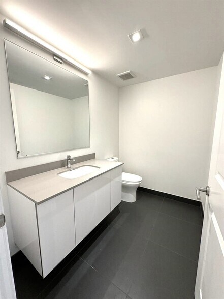 Half bath - 1600 NE 1st Ave