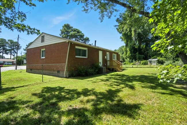 Building Photo - 1037 Randall Ct