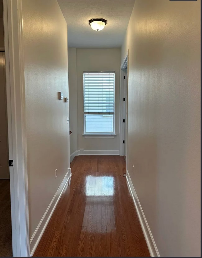 Building Photo - 3006 W Heiter St