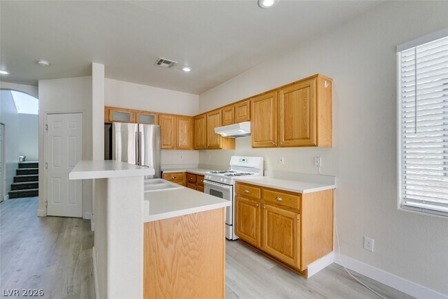 Building Photo - 5938 Sakhalin Ave