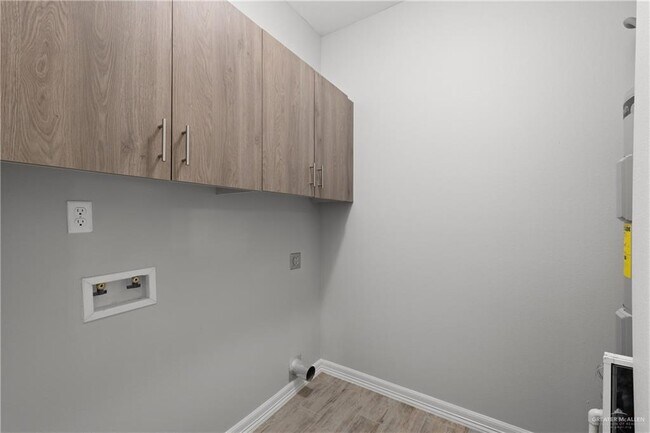 Building Photo - 1510 Unity Dr