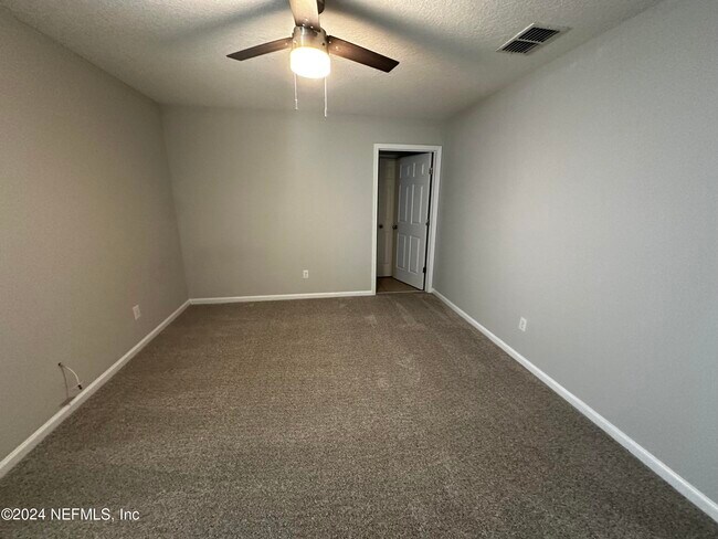 Building Photo - 12212 Angleterre Dr