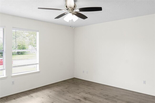 Building Photo - 2507 Harvest Cove