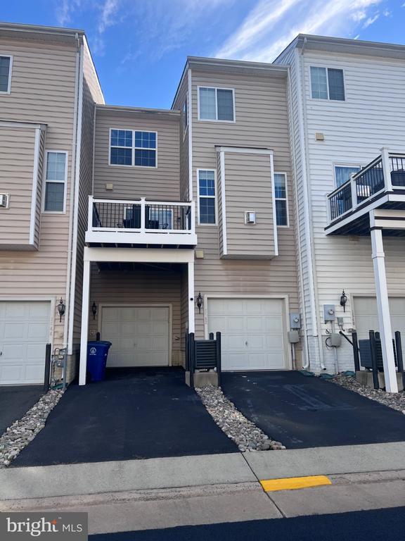 Building Photo - 1542 Kinnaird Terrace NE