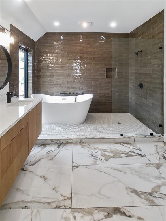 Building Photo - 6100 Walker Ln