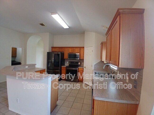 Building Photo - 7609 Cold Springs Dr