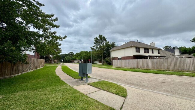 Building Photo - 15027 Winding Black Cherry Ln