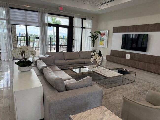 Building Photo - 685 NE 208th Terrace