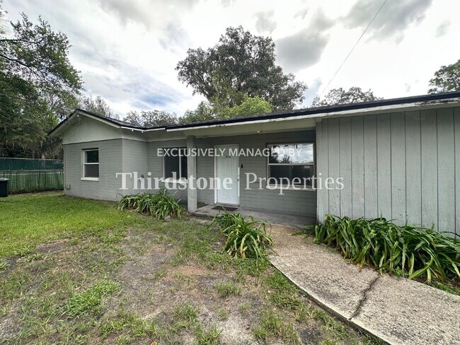 Building Photo - 6371 Ricker Rd
