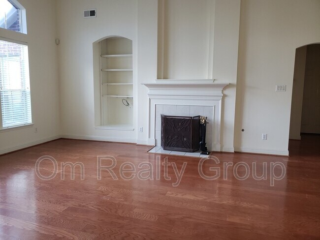 Building Photo - 5319 Ashley Way Ct