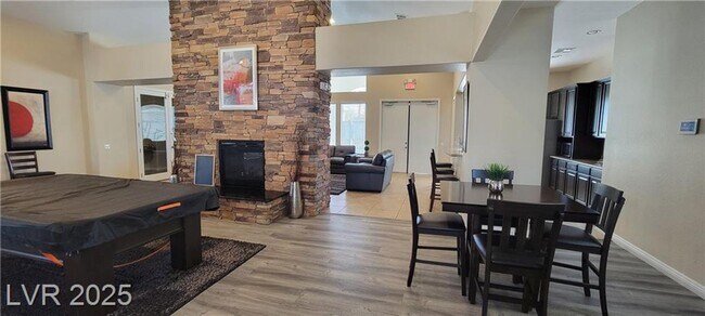 Building Photo - LOCATED JUST MINUTES FROM NELLIS AFB IN GU...