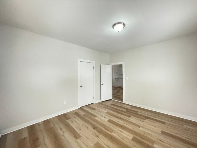 Building Photo - 124 Beech St