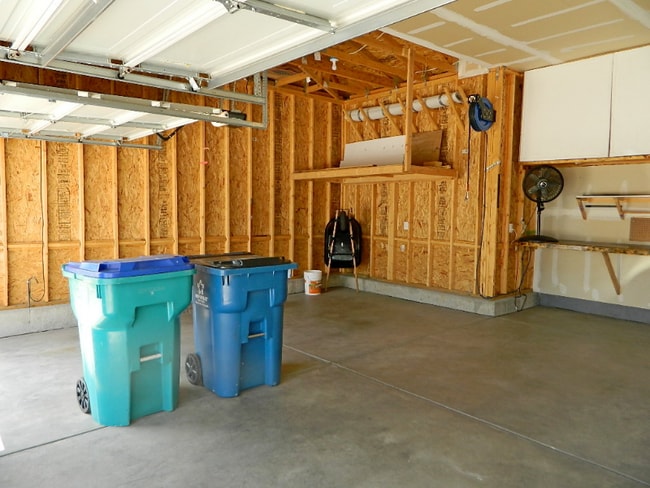 Building Photo - 6782 Grainery Rd