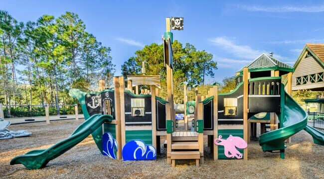 Building Photo - 300 Via Castilla