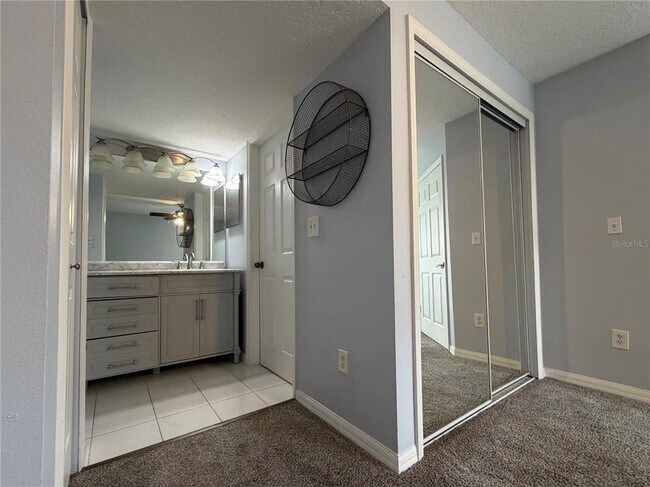 Building Photo - 8804 Grand Palms Cir