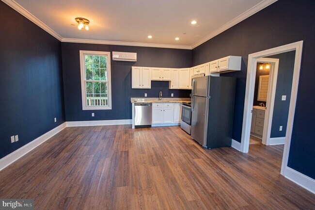 Building Photo - 106 Colonial Ct