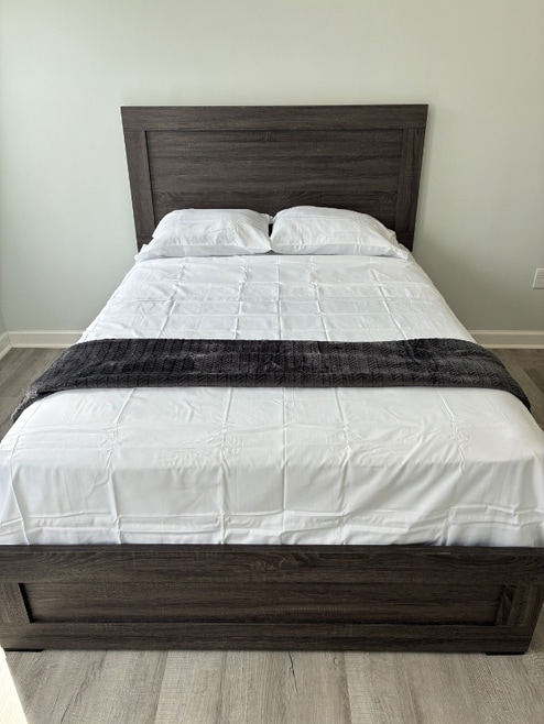 Building Photo - 820 N Lakewood Ave