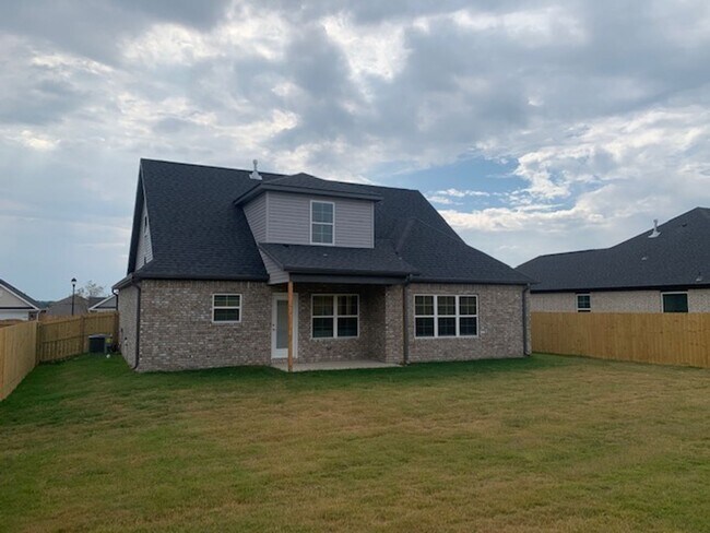 Building Photo - Beautiful Home In The Heart of Springdale ...