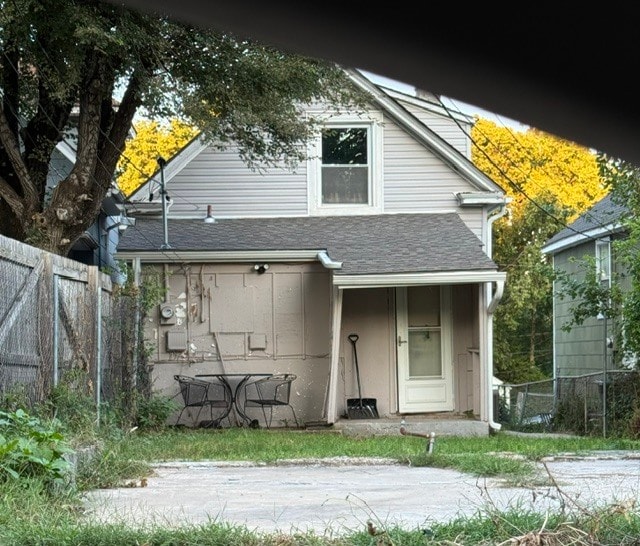 Building Photo - 2326 S Early St