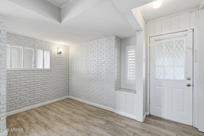 Building Photo - 2401 N 66th St