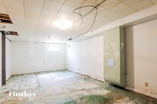 Building Photo - 9303 E 81st Terrace