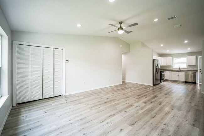 Building Photo - Charming 3BED-2 BATH Apartment in Bartow FL
