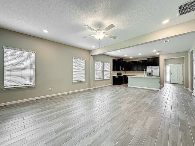Building Photo - 9504 Lovage Ln
