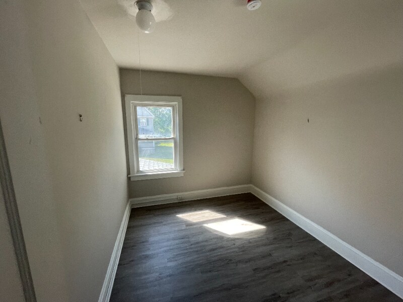 Building Photo - 14005 Scioto Ave