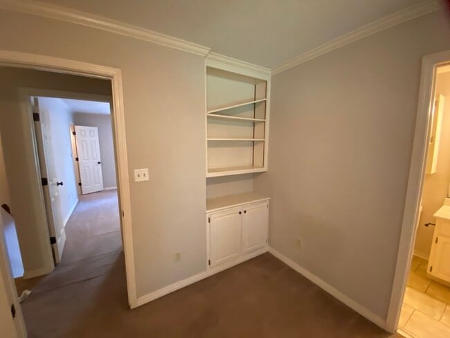 Building Photo - 2BD / 2.5BA FOR RENT