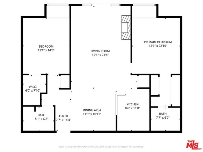 Building Photo - 2222 Beachwood Dr