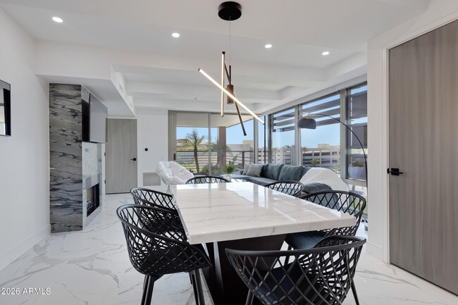 Building Photo - 7157 E Rancho Vista Dr