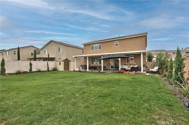 Building Photo - 33063 Table Rock Dr
